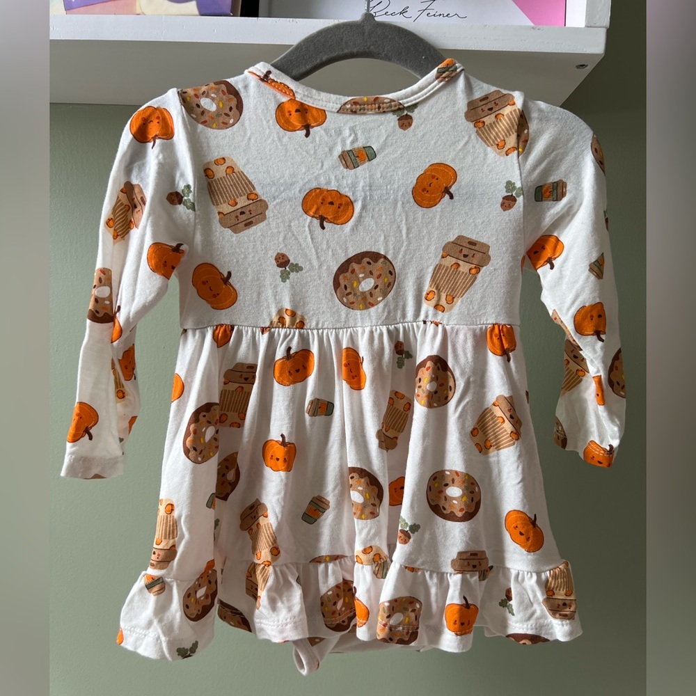 Angel Dear pumpkin spice, bamboo twirl bodysuit - EUC - Picture 6 of 6